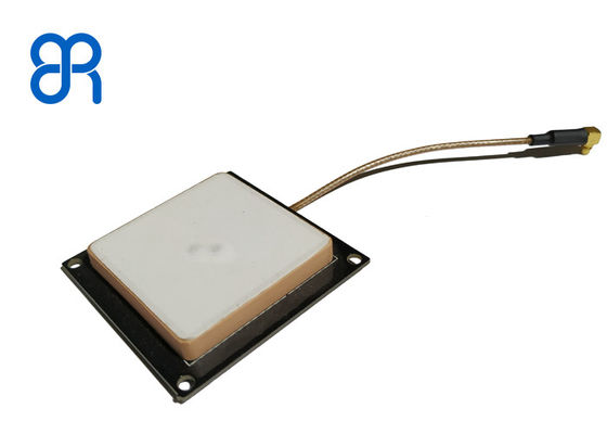 2dBic RFID Antenna Keramik UHF Putih Dengan Konektor SMA Untuk Lingkungan yang parah